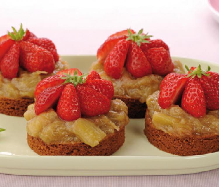 Sablés breton fraise-rhubarbe Sablés breton fraise-rhubarbe
