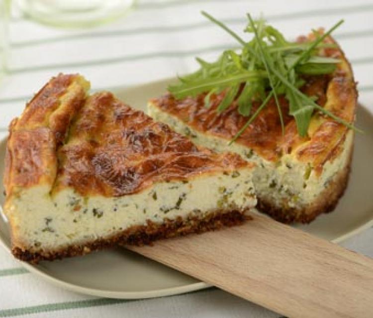 Cheesecake salé aux fines herbes