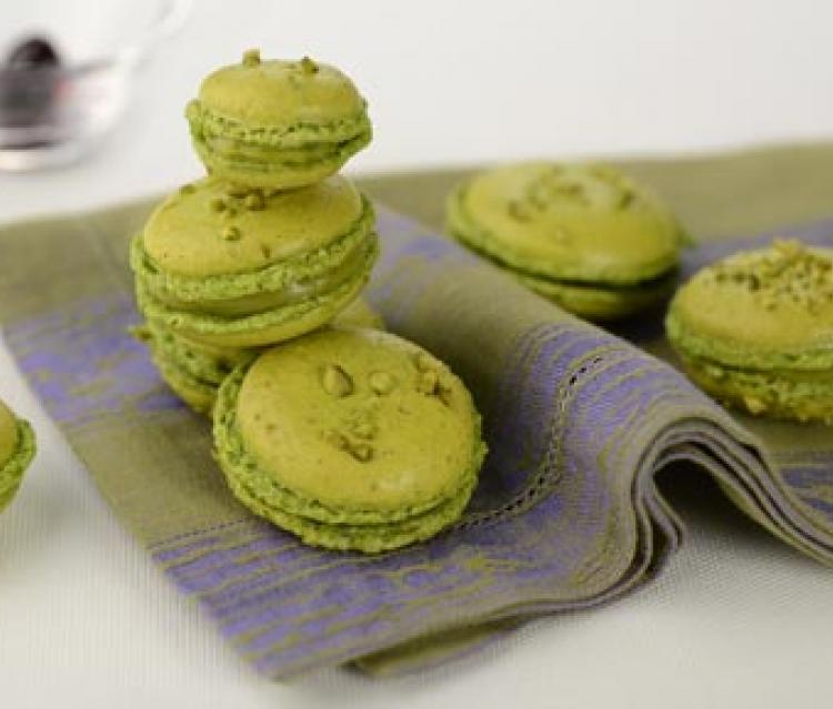 Macarons pistache cerise Macarons pistache cerise